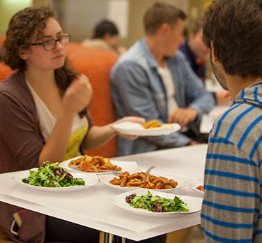 students-eating